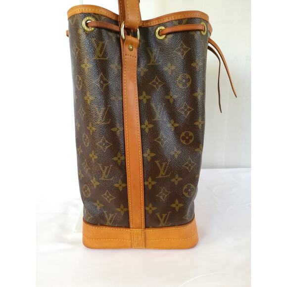 Louis Vuitton Monogram Noe GM Drawstring Bucket Bag - Picture 7 of 16